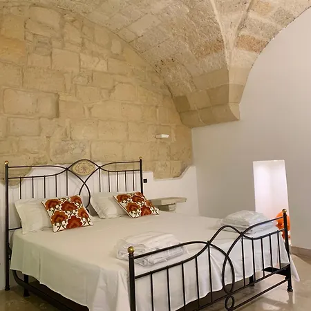 Saraceni - Centro Storico Apartmán *