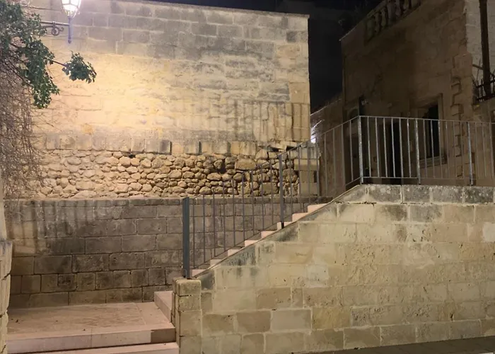דירה Saraceni - Centro Storico *
